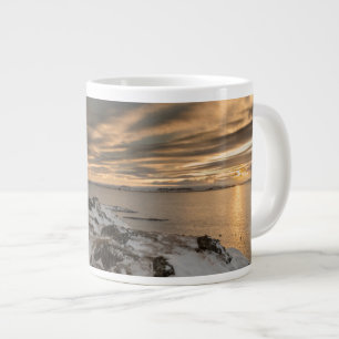 Zonsondergang boven het Mývatn-meer, IJsland Grote Koffiekop