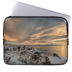 Zonsondergang boven het Mývatn-meer, IJsland Laptop Sleeve