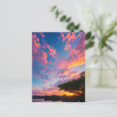 Zonsondergang en Levendige Wolken Dansen over de S Briefkaart (Staand voorkant)