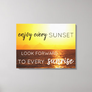 Zonsondergang in de bergen Wandkunst met Quote Canvas Afdruk