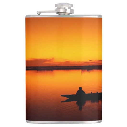 Zonsondergang Landschap met een boot-68465 Heupfles (Voorkant)