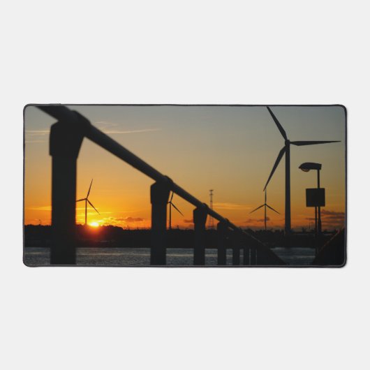 Zonsondergang met windmolen, Rustgevend relaxt. Bureaumat (Voorkant)