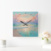 Zonsondergang op een rustig strandlandschap vierkante klok (Huis)