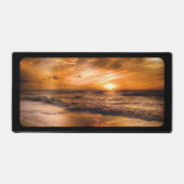 Zonsondergang op een verlaten strand bureaumat (Voorkant)