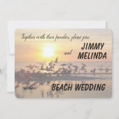 Zonsondergang op het strand thema bruiloft uitnodi kaart (Voorkant)