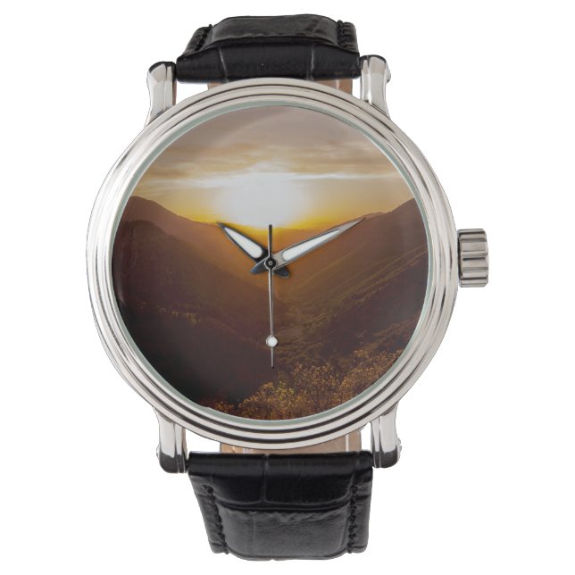 Zonsondergang Over Berglandschap Horloge (Voorkant)