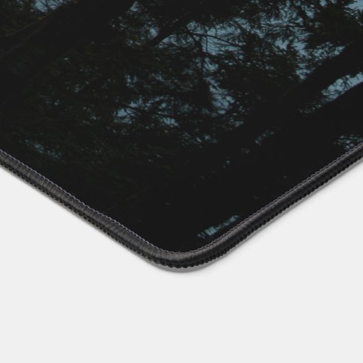 Zonsondergang over Forest Lake Desk Mat (Hoek)