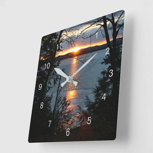 Zonsondergang over Forest Lake Wall Clock Vierkante Klok (Hoek)