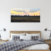 Zonsondergang over het platteland canvas afdruk (Insitu (Slaapkamer))