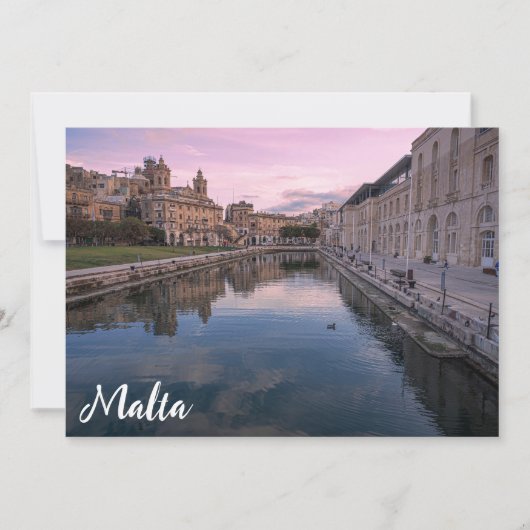 Zonsondergang over klein kanaal in Cospicua, Malta (Voorkant)