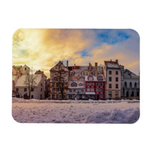 Zonsondergang over straat in Riga Magneet