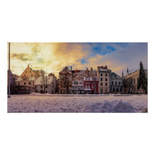 Zonsondergang over straat in Riga Perfect Poster