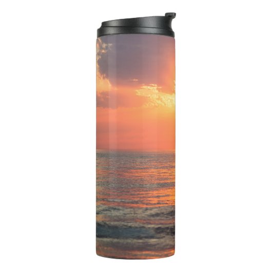 zonsondergang over water thermosbeker (Gedraaid links)