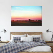 Zonsondergang Over Weelderig Veld Canvas Afdruk (Insitu (Slaapkamer))