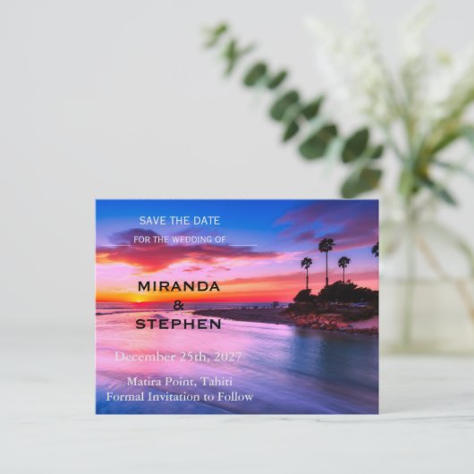 Zonsondergang strand sparen de datum aankondigingskaart (Staand voorkant)