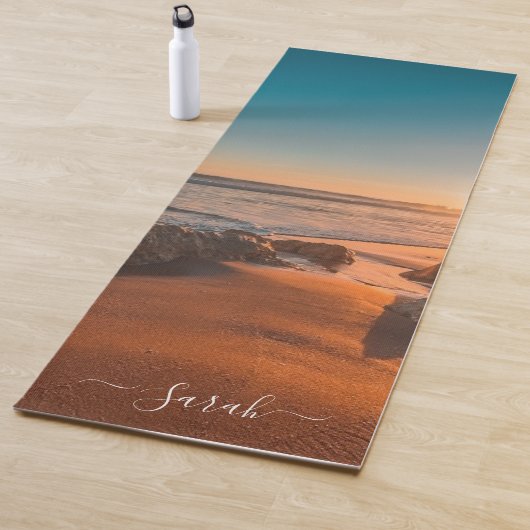 Zonsondergang Strand Zee Scenisch Gepersonaliseerd Yogamat (In situ)