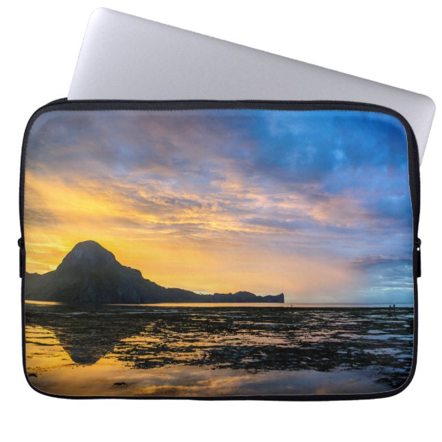 Zonsondergang van de Baai van El Nido Laptop Sleeve (Voorkant)