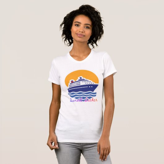 Zonsondergang zoekende cruiseschip T-shirt (Voorkant volledig)