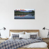 Zonsopgang bij Schwabacker Landing bij Grand Teton Canvas Afdruk (Insitu (Slaapkamer))