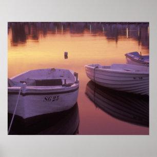 Zonsopgang boven de haven van Stari Grad met visse Poster
