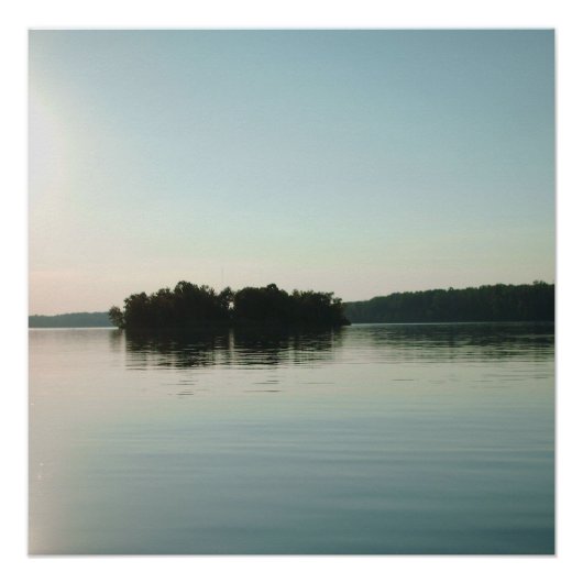 Zonsopgang boven het rustige meer perfect poster (Voorkant)