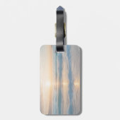 Zonsopgang boven het strand bagagelabel (Achterkant verticaal)