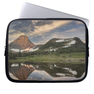 Zonsopgang en reflectie, Glacier National Park, Laptop Sleeve