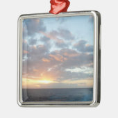 Zonsopgang op zee I Pastel zeegezicht Metalen Ornament (Links)
