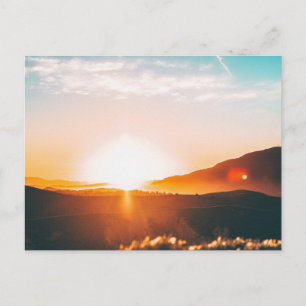 zonsopgang over de berg briefkaart