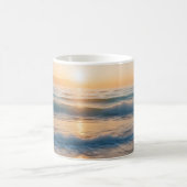 Zonsopgang over het strand koffiemok (Center)