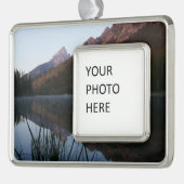 Zonsopgang reflectie bij String Lake I Verzilverd Omlijst Ornament (Links)
