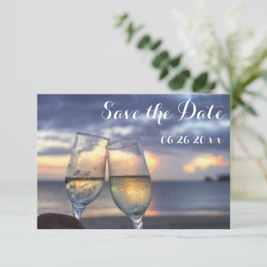 Zonsopgang Strand Save The Date Kaarten (Staand voorkant)