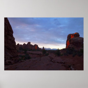 Zonsopkomst bij de Windows Trail in Arches Poster