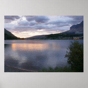 Zonsopkomst bij Swiftcurrent Lake I Poster