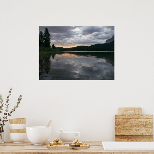 Zonsopkomst bij Swiftcurrent Lake II Poster (Keuken)