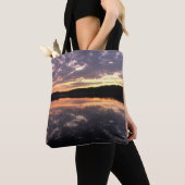 Zonsopkomst boven Beer Lake Tote Bag (Dichtbij)