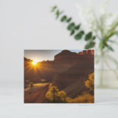 Zonsopkomst boven een Canyon Briefkaart (Staand voorkant)