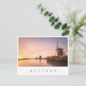 Zonsopkomst over bevroren rivier met windmolens en briefkaart (Staand voorkant)