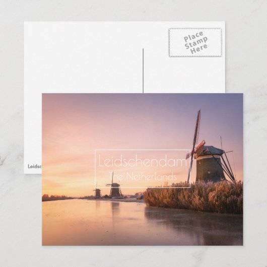 Zonsopkomst over bevroren rivier met windmolens en briefkaart (Voorkant / Achterkant)