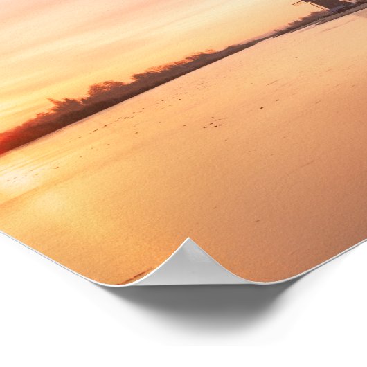 Zonsopkomst over bevroren rivier met windmolens en poster (Hoek)