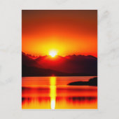 Zonsopkomst reflecteert over een meer briefkaart (Voorkant)