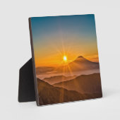 Zonsopkomst tussen de heuvels fotoplaat (Voorkant)