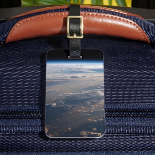 Zonsopkomst werpt lange schaduw over Filipijns Zee Bagagelabel (Voorkant Insitu 2)