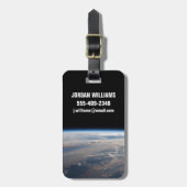 Zonsopkomst werpt lange schaduw over Filipijns Zee Bagagelabel (Voorkant verticaal)