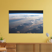 Zonsopkomst werpt lange schaduw over Filipijns Zee Canvas Afdruk (Insitu (Woonkamer))