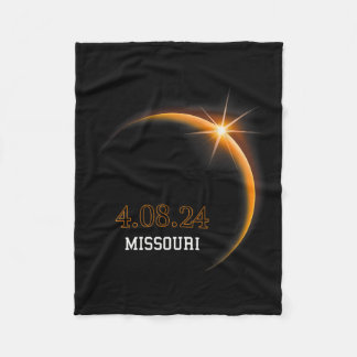 Zonsverduistering 2024 Missouri Totality Spring 4. Fleece Deken