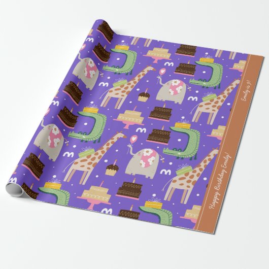 Zoo Animal Pattern Paars Happy Birthday met tekst Cadeaupapier (Uitgerold)