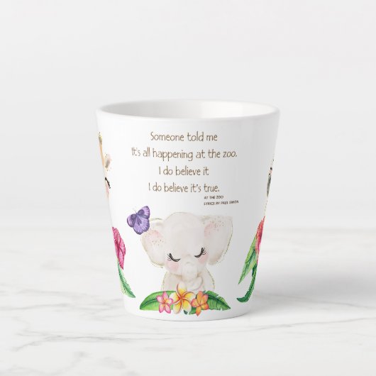 Zoo baby's met bloemen latte mok (Voorkant)