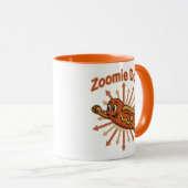 Zoomie Dog Flying Hot Dog Cartoon – Leuke retro Mok (Voorkant rechts)