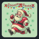 Zoomie Santa Christmas Vierkante Sticker<br><div class="desc">Kijken naar mijn energieke bont baby zoomen heen en weer geïnspireerd dit leuke kerst ontwerp. Het is ook de eerste keer dat ik AI-gegenereerde kunst gebruik, omdat ik nog steeds werk aan mijn vaardigheden om mensen te tekenen. Ik kan me heel goed voorstellen dat de kerstman rond de Noordpool rilt,...</div>